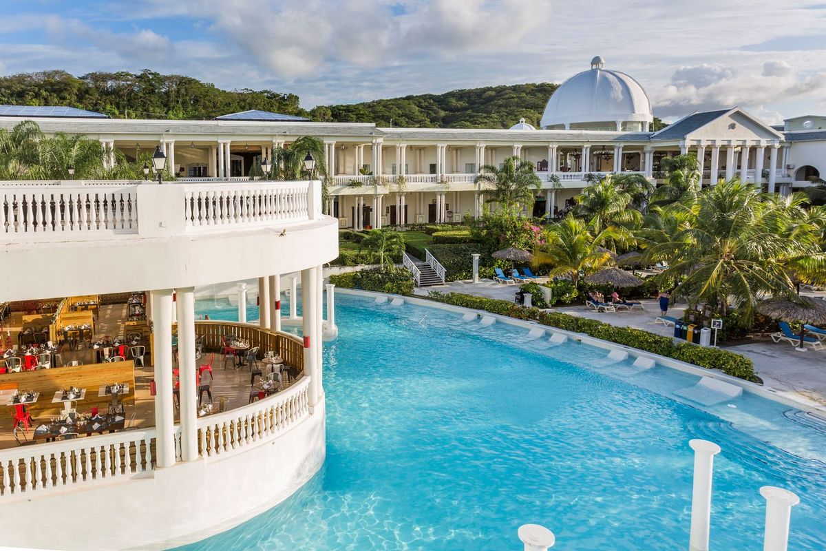 Zwei Resorts der Palladium Hotel Group in Jamaika erhalten 4-Diamanten-Auszeichnung des AAA