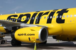 Spirit Airlines feiert 25-jähriges Jubiläum in Los Angeles mit riesigem Ausverkauf